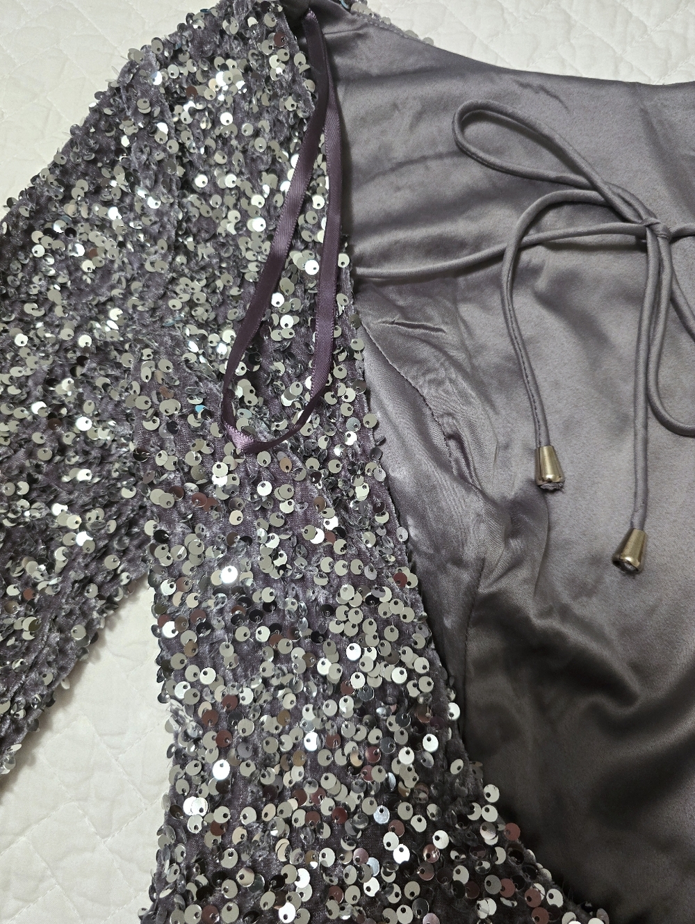 Selfie NWT Leslie Sequined Mini Dress Women's Sz Large/US 8 - Picture 5 of 16